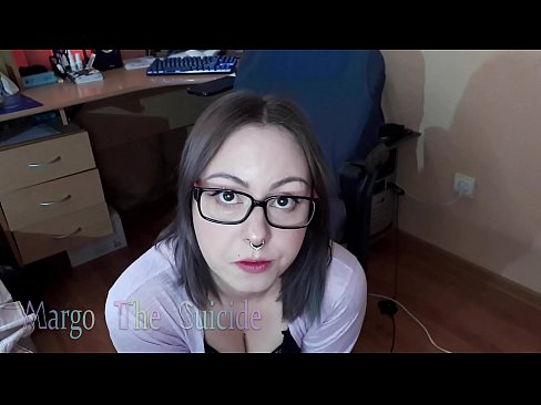 ❤️ Neska sexy betaurrekoekin dildoa zurrupatzen du kameraren aurrean ❌ Izorratu bideoa %eu.port-amurasso.ruan